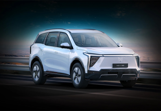 Mahindra XEV 9S Electric SUV